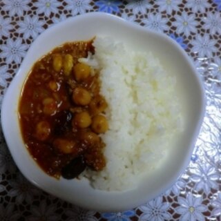 3種類の大豆のキーマカレー